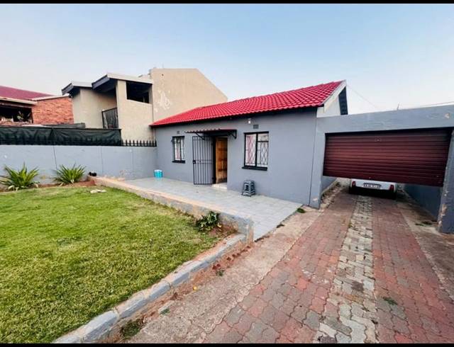 2 BEDROOM PROPERTY TO RENT IN RIVERLEA